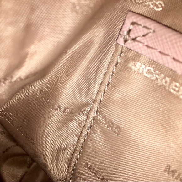 Michael Kors Cindy SOLD - Picture 8 of 8